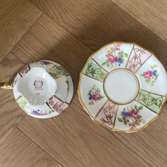 Collingwood China England teacup and saucer - Picture 3 of 5